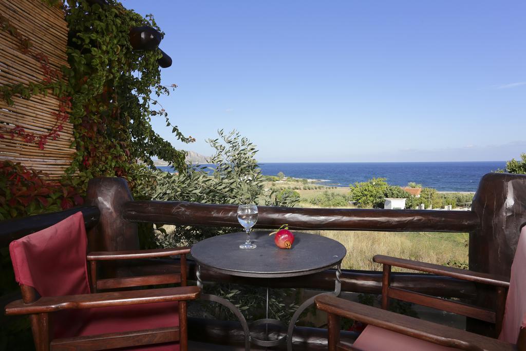 Astrolithos Boutique Hotel Monemvasziá Szoba fotó