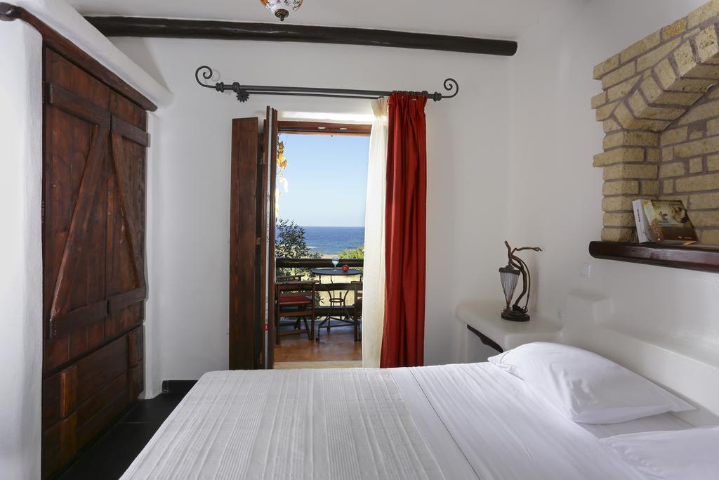 Astrolithos Boutique Hotel Monemvasziá Szoba fotó