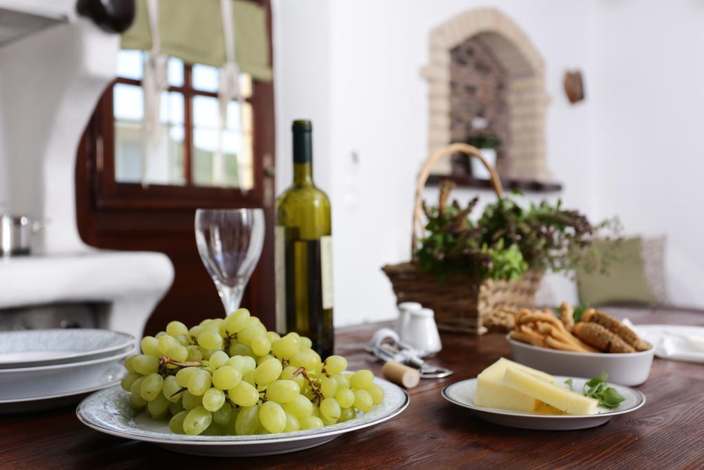 Astrolithos Boutique Hotel Monemvasziá Szoba fotó