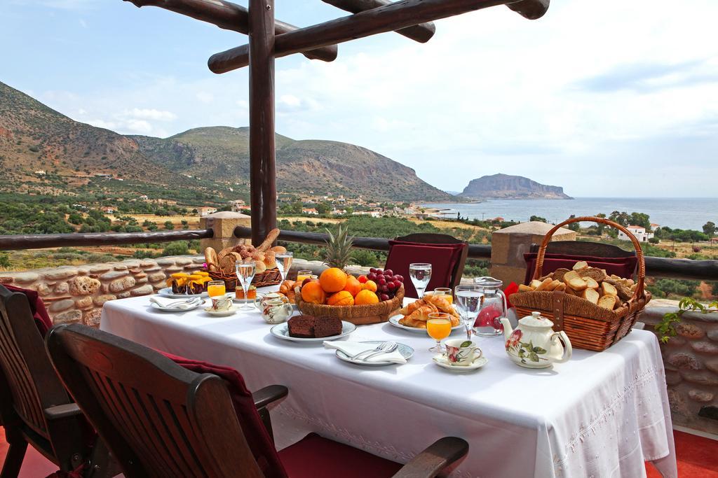 Astrolithos Boutique Hotel Monemvasziá Szoba fotó